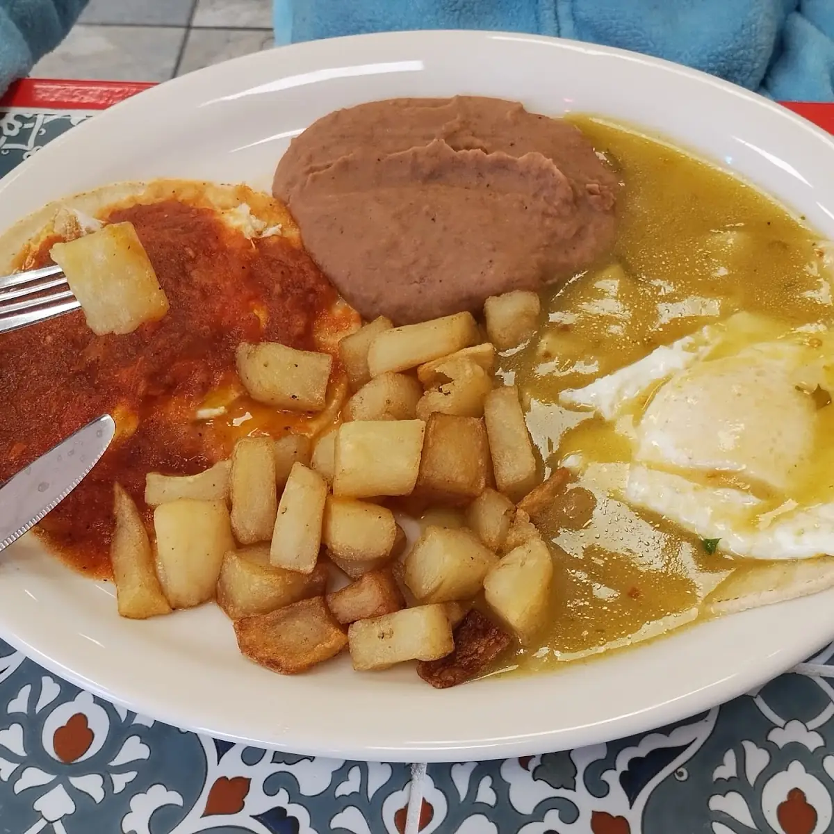 Huevos Divorciados Green & Red