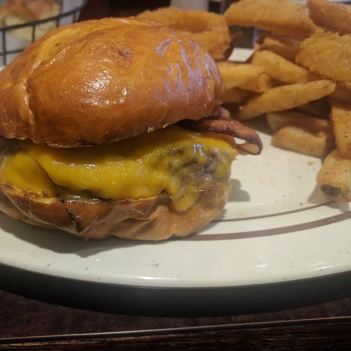 Bacon Cheddar Burger