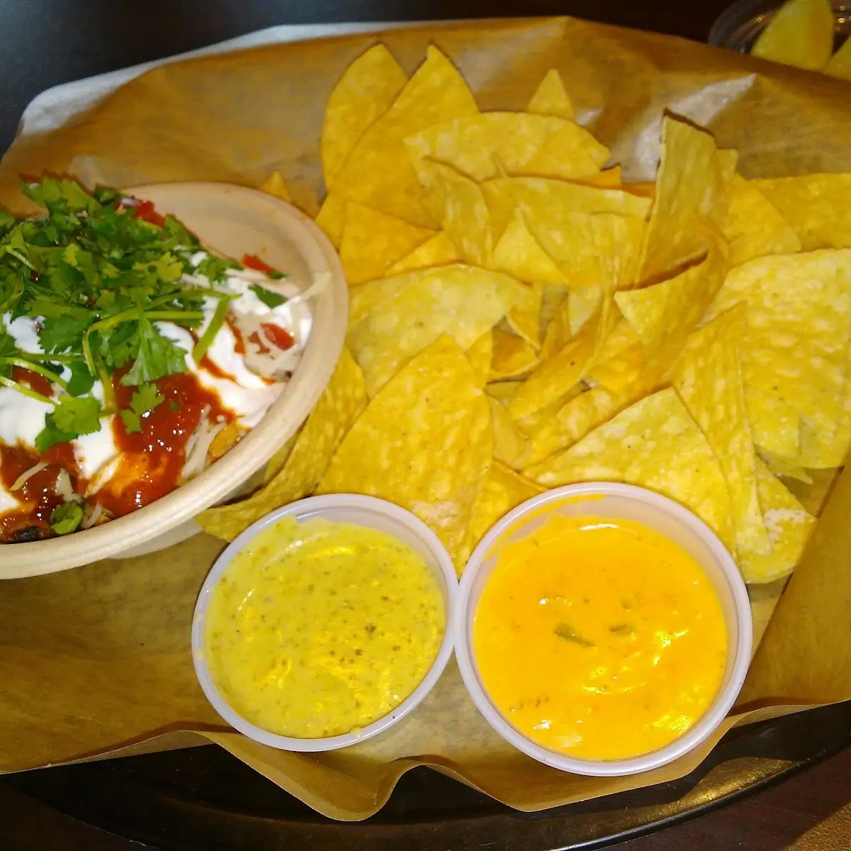 Chips & Queso