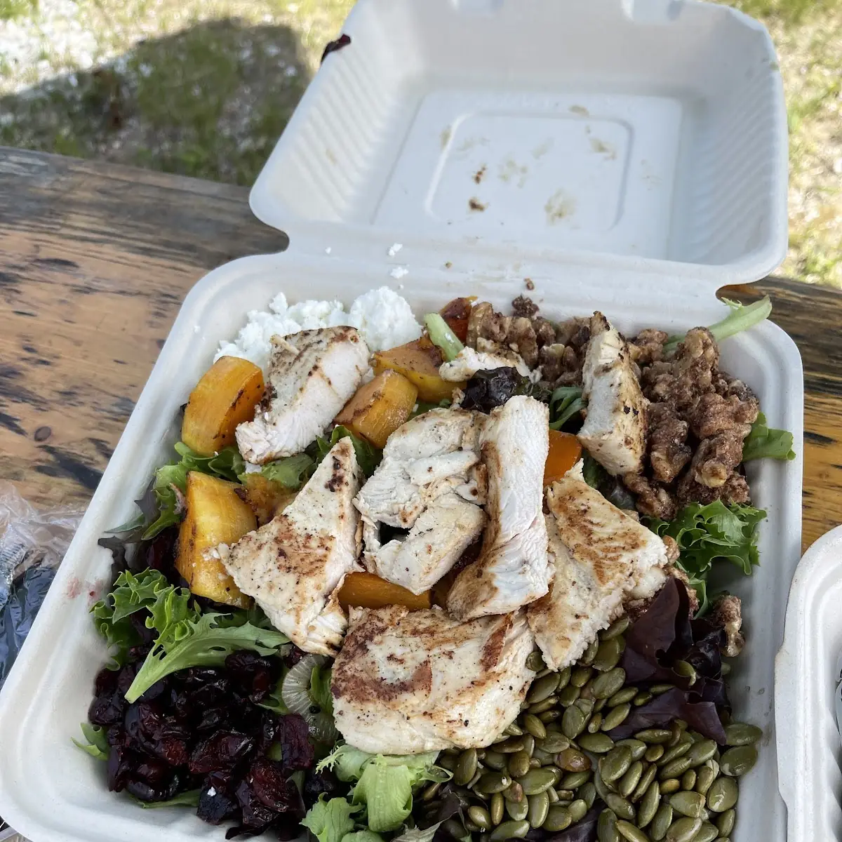 Seeds Feta & Grilled Chicken