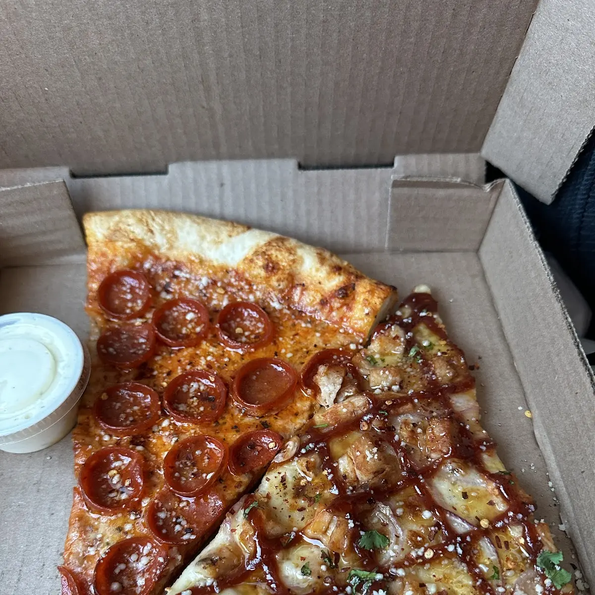 BBQ Chicken Pizza & Pepperoni Pizza