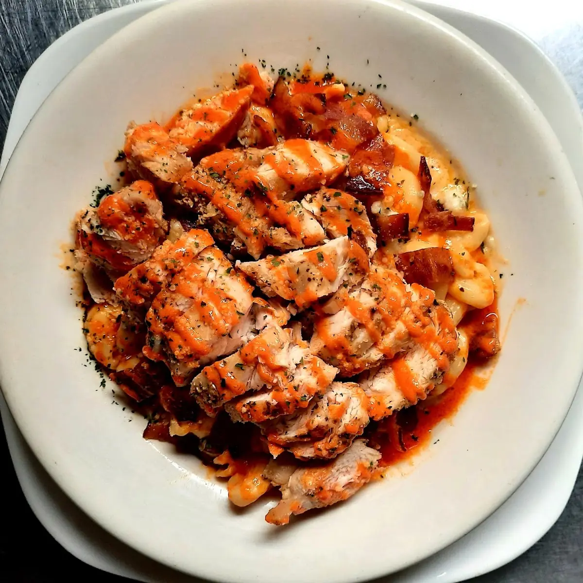 Buffalo Mac N Cheese
