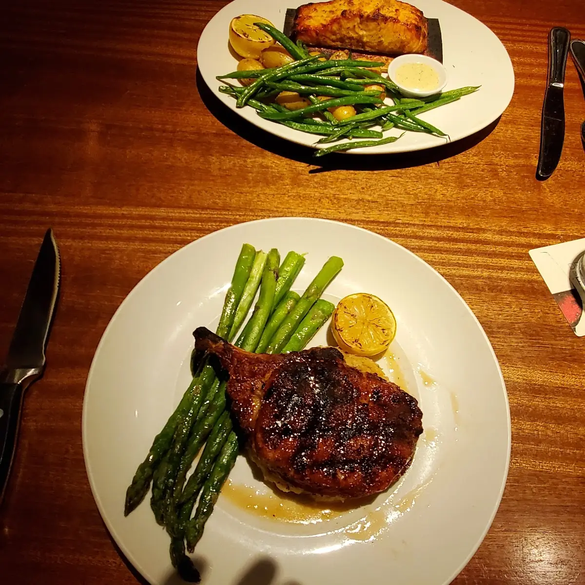 Wood-Grilled Filet Mignon with Mashed Potatoes
