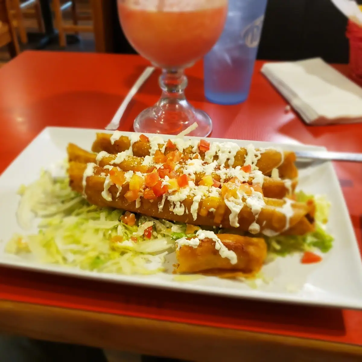 Flautas De Pollo Fundido
