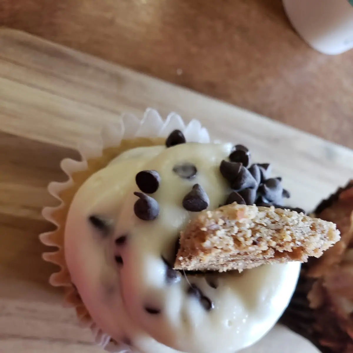 Chocolate Chip Muffin