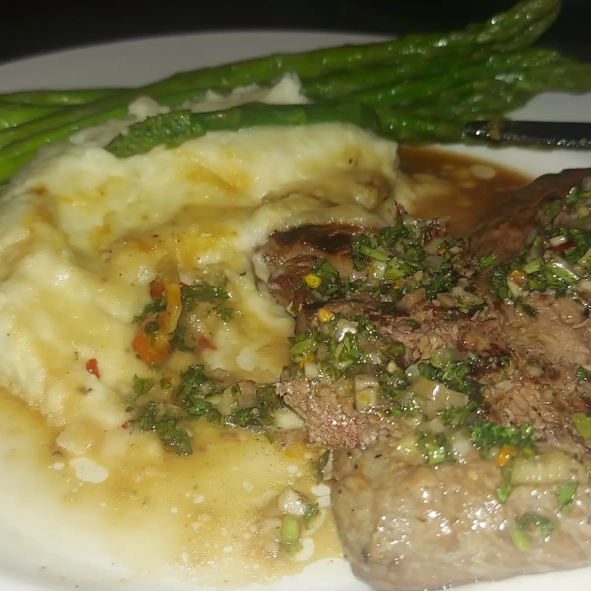 Steak Asparagus and Mashed Potatoes