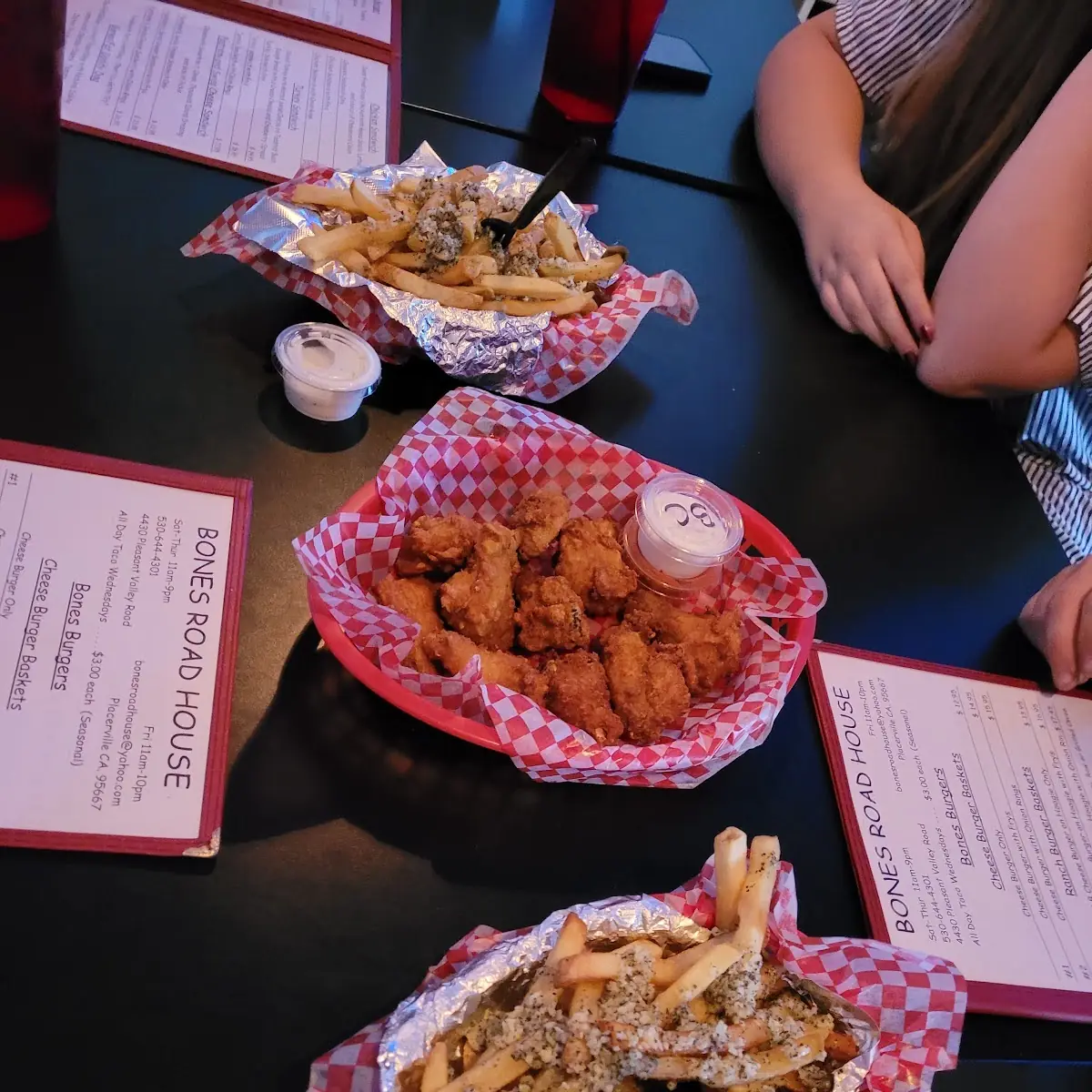 Garlic Fries & Wings