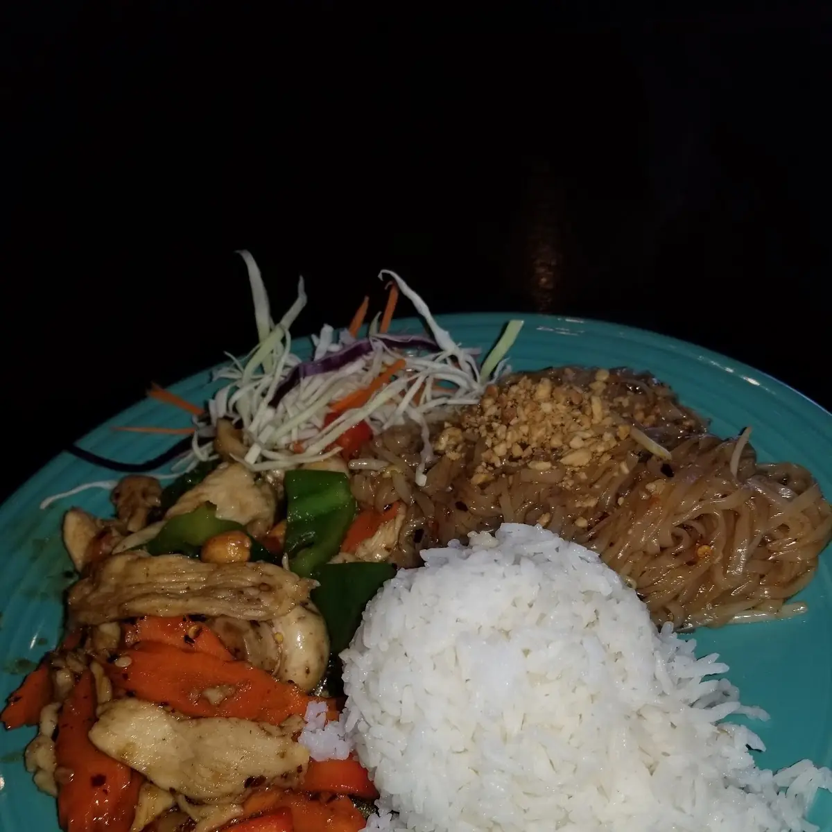 Combination Cashew Chicken Pad Thai