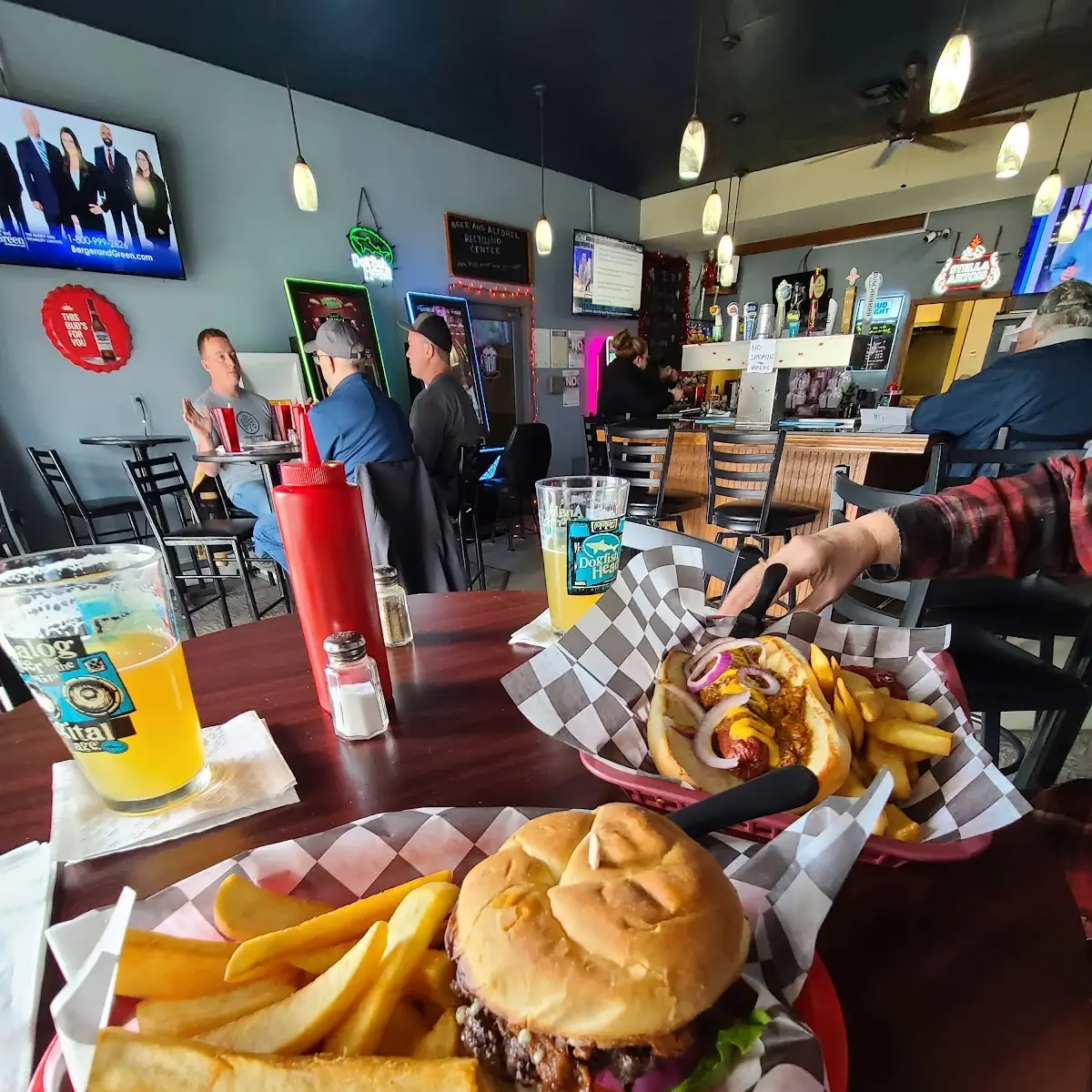Burger w Steak Fries & ¼ Pound Chilli Cheese Dog