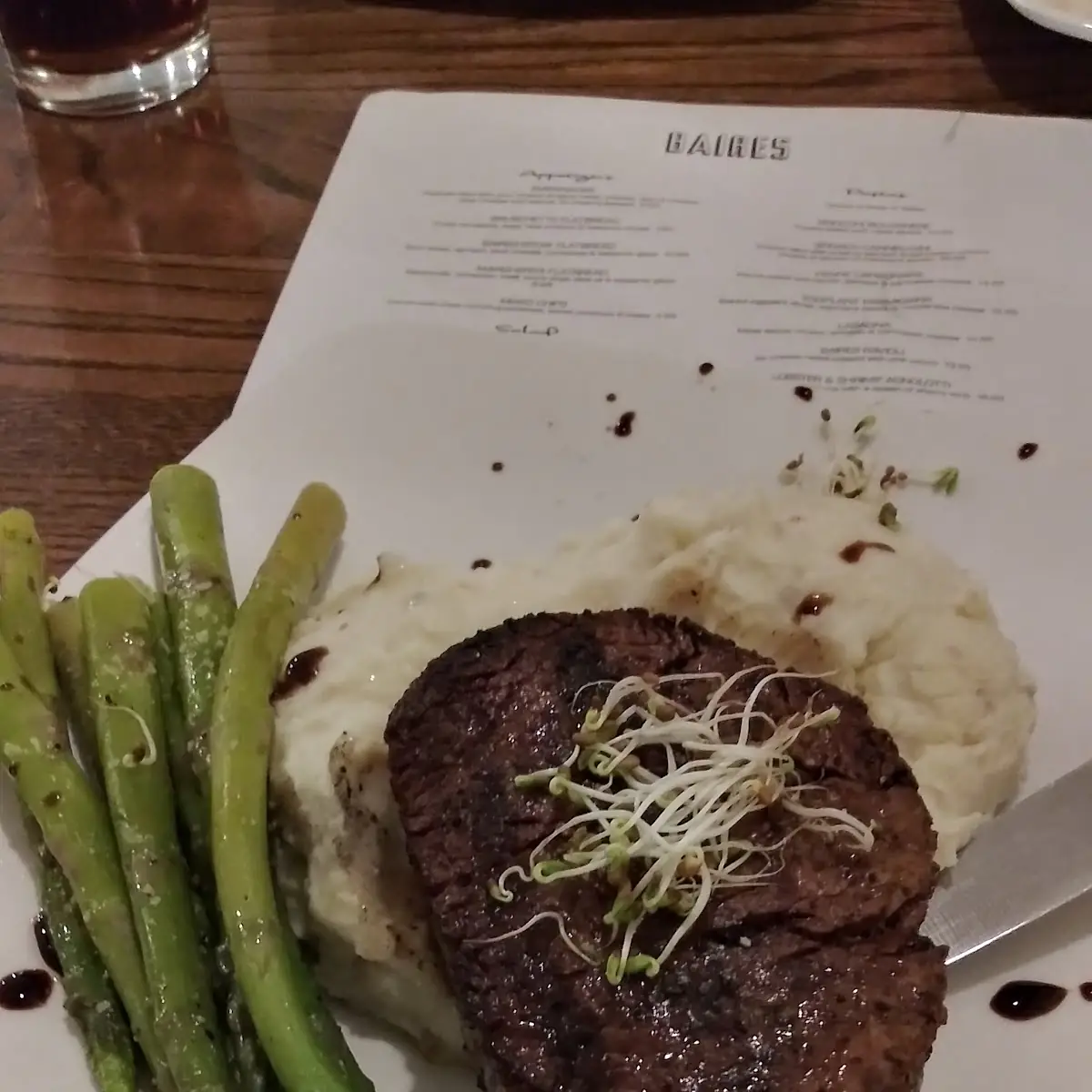 Filet with Mashed Potatoes and Asparagus