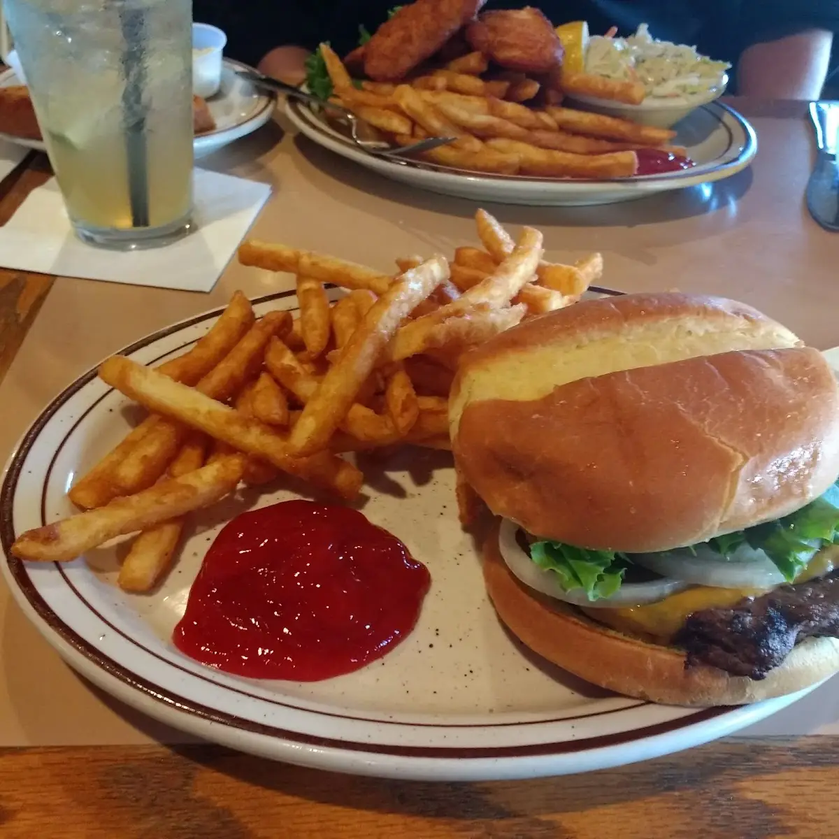 Cheese Burger & Fries