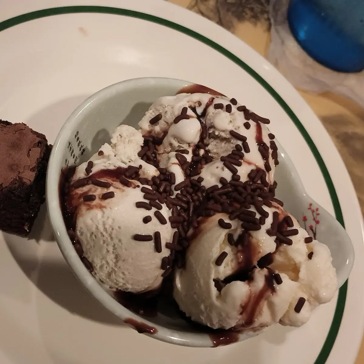 Butter Pecan w Chocolate Brownie