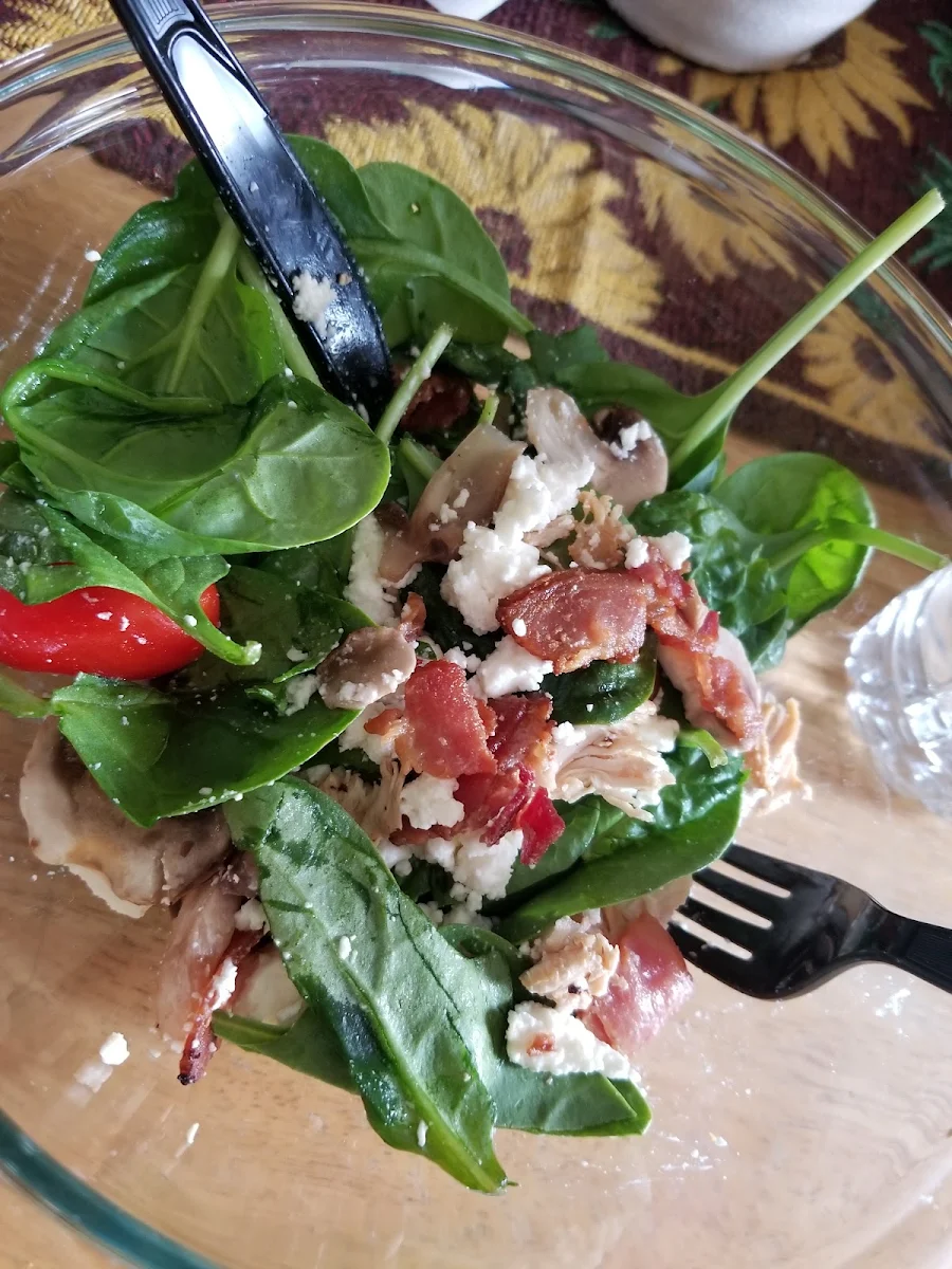 Grilled Chicken Spinach Salad w House Dressing