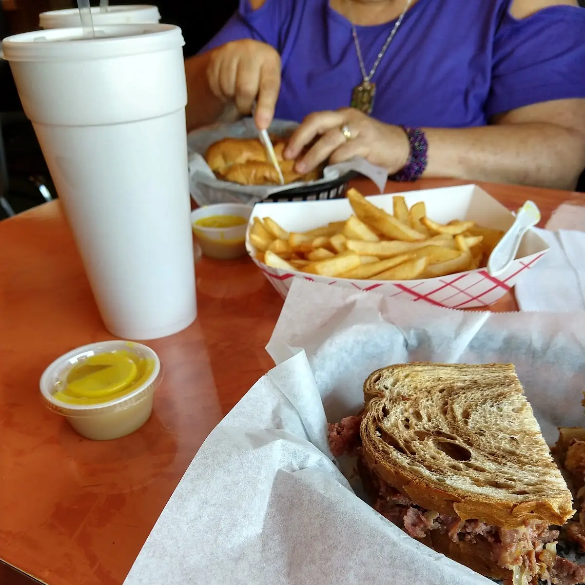 Lizzy's Roast Beef Supreme