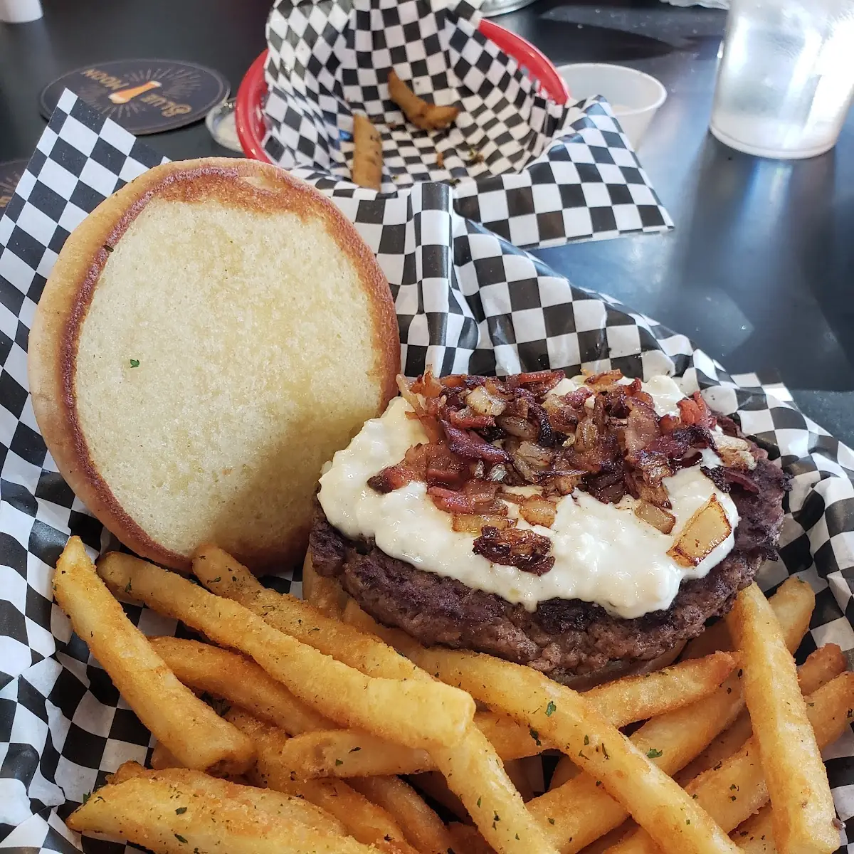 Bleu Burger