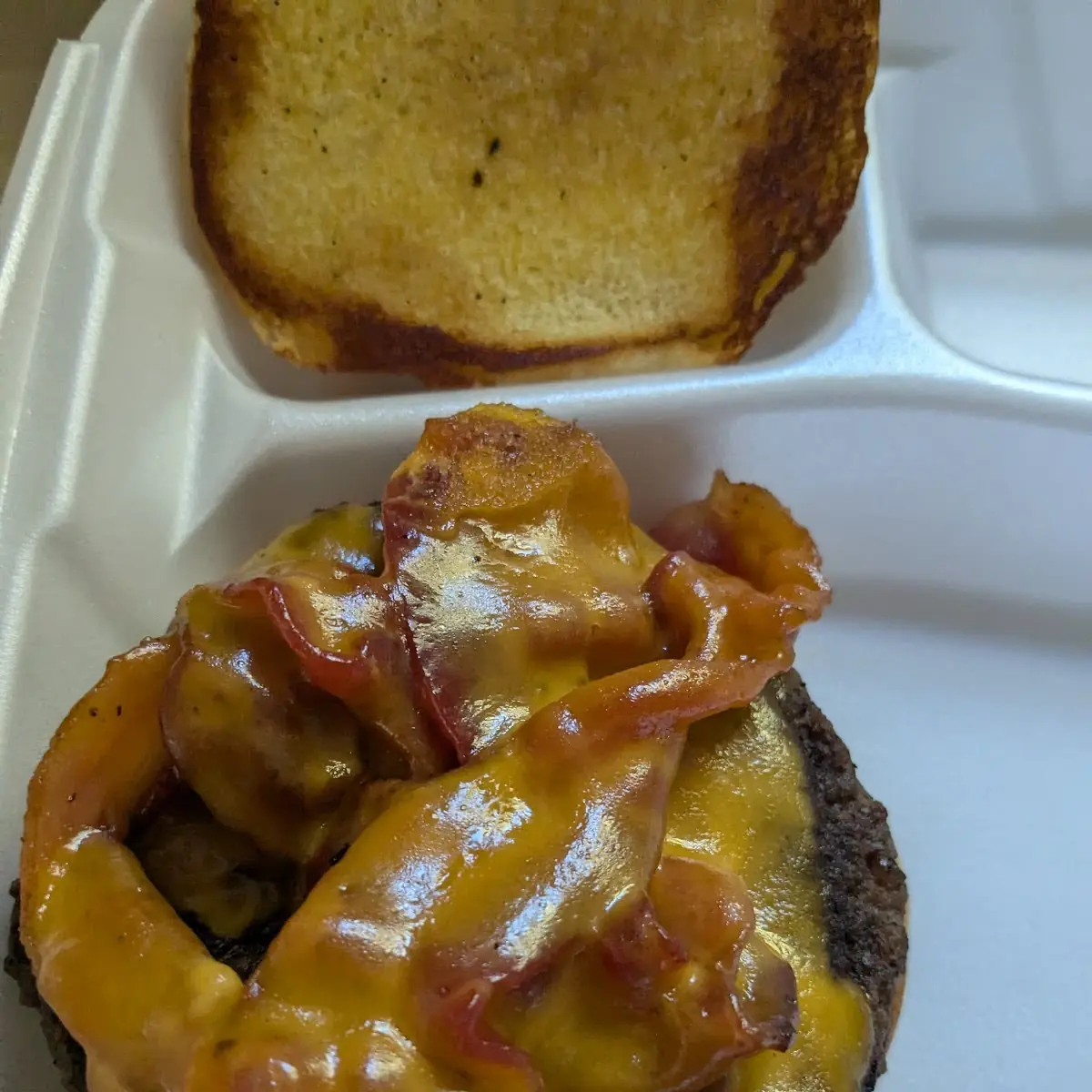 Kason's Chili Cheese Burger