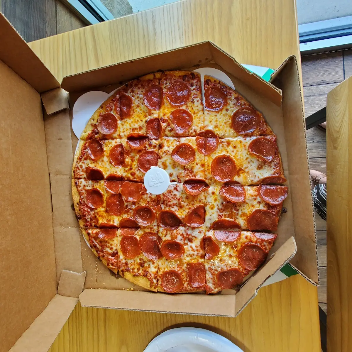Thin Crust Pepperoni