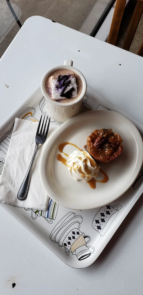Whiskey Pecan Bread Pudding