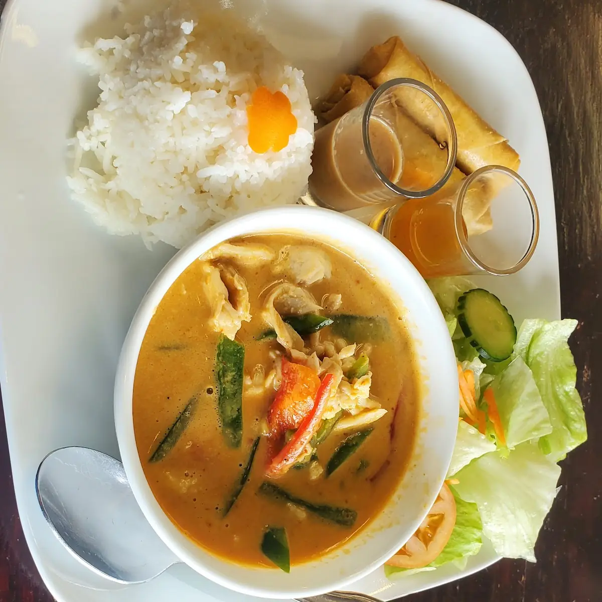 L10. . Orange Chicken Lunch