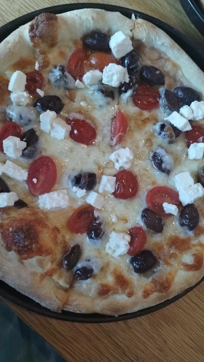 Greek Pizza