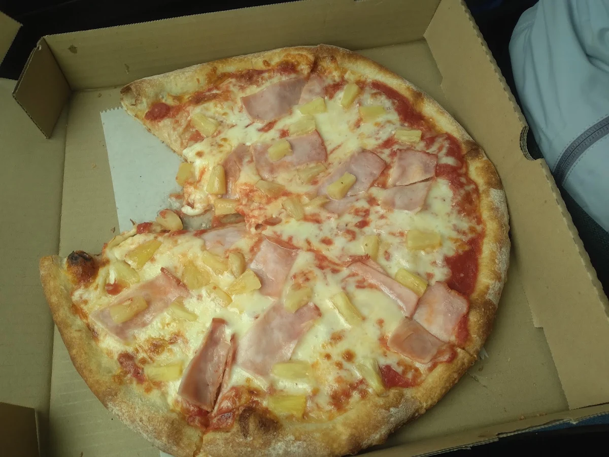 Hawaiian Pizza