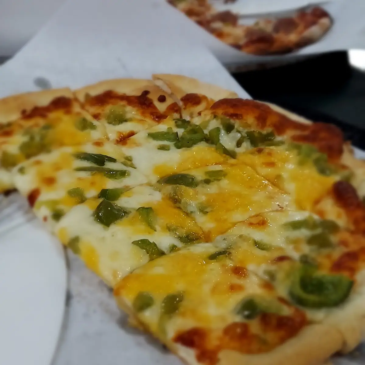Green Peppers with Extra Cheese Pizza