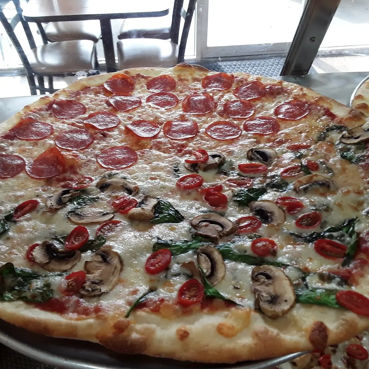 Veggie Pizza and Half Pep