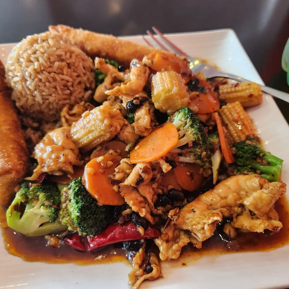 Hunan Triple Deluxe Veg Beef Shrimp Chicken