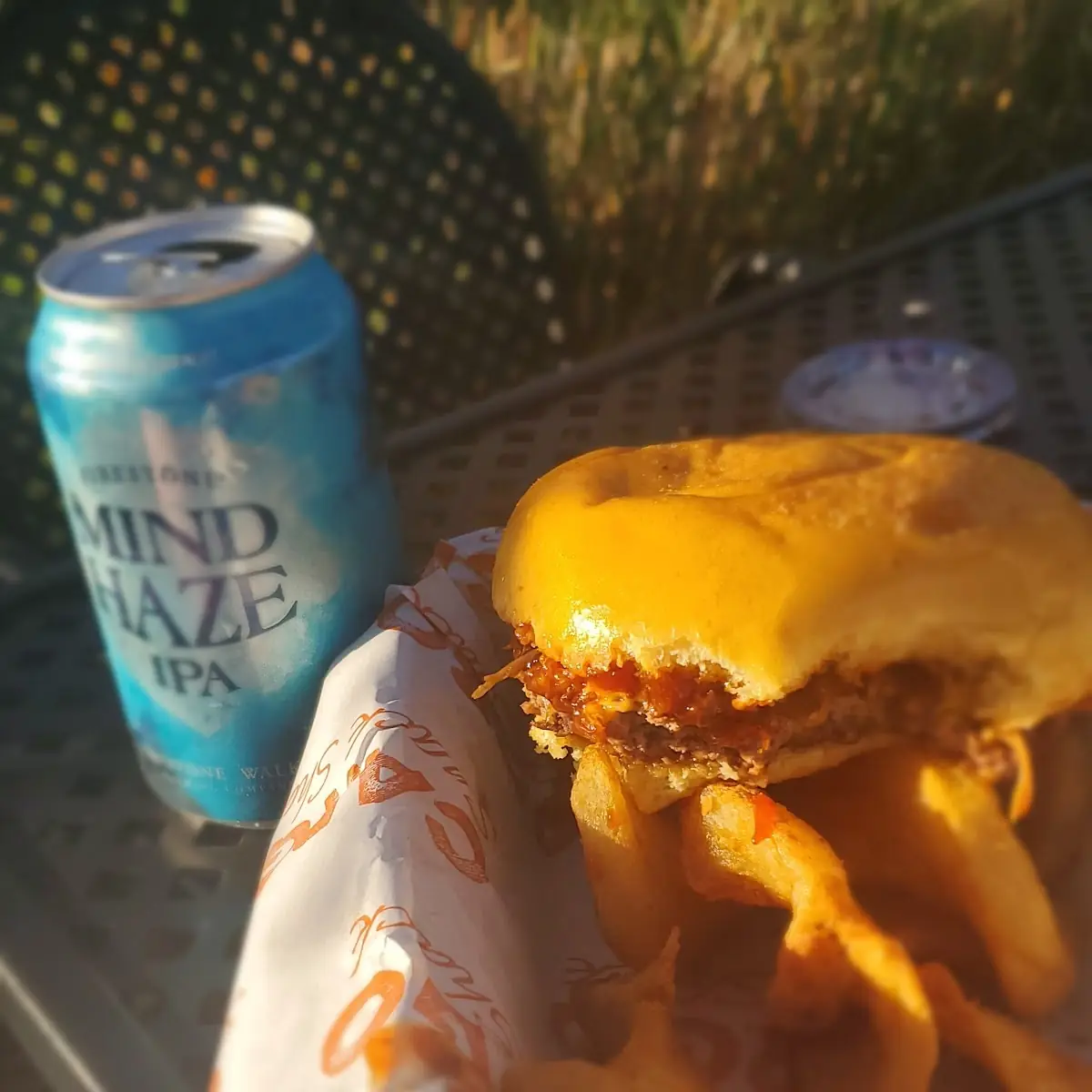 Pulled Pork Burger with a Mind Haze IPA
