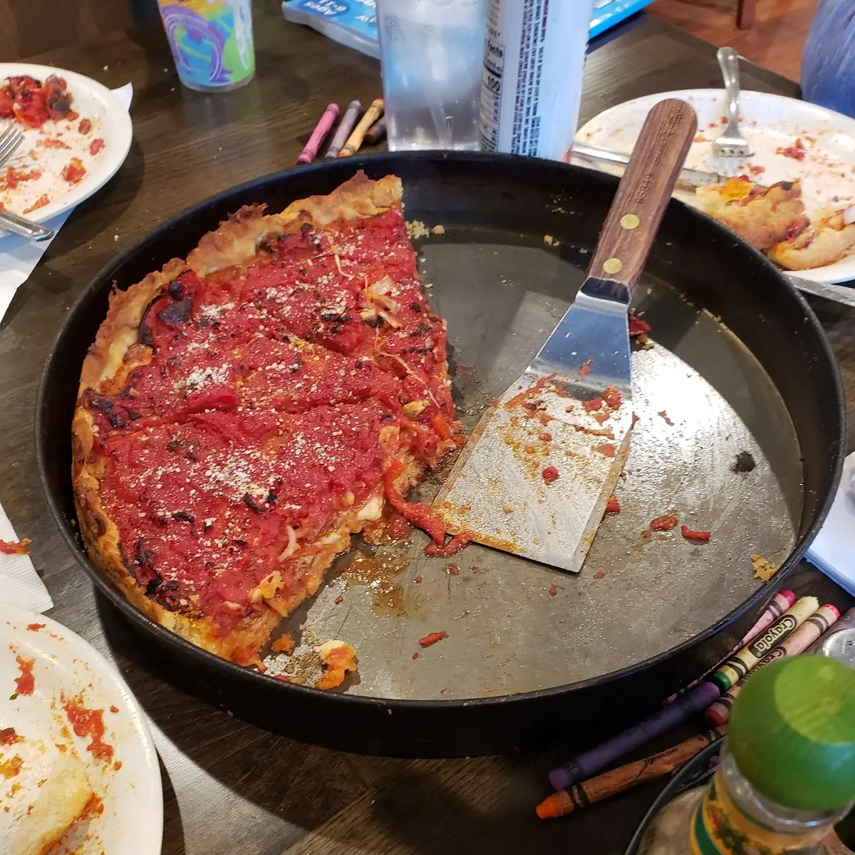 Deep Dish Cheese Pizza Hawaii