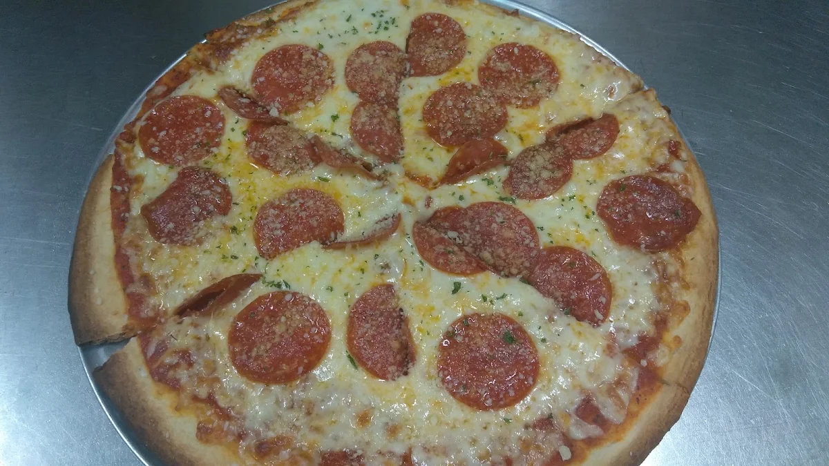 Classic Pepperoni Pizza