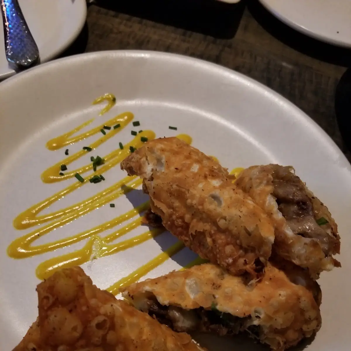 Steak & Cheese Wonton