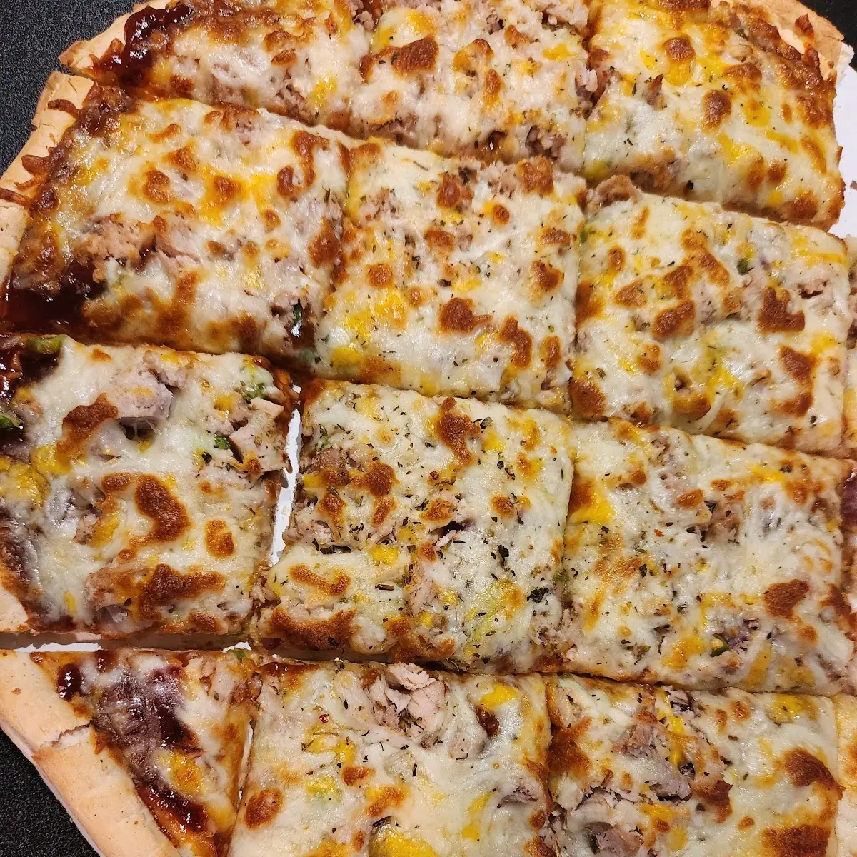 Alfredo Pizza