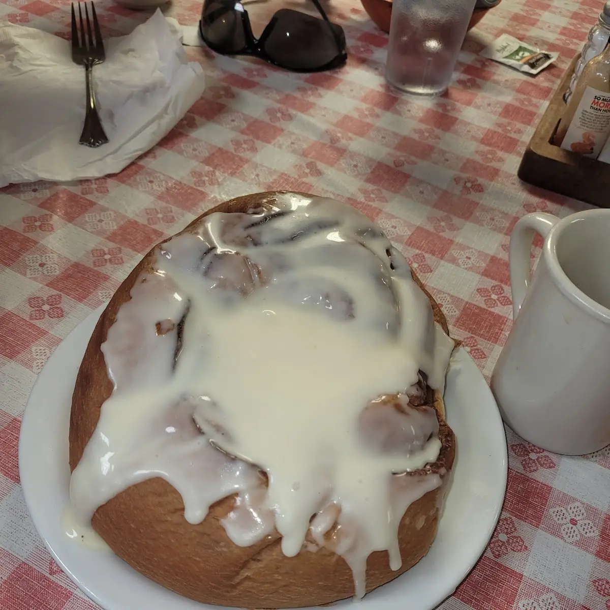 Large Cinnamon Roll