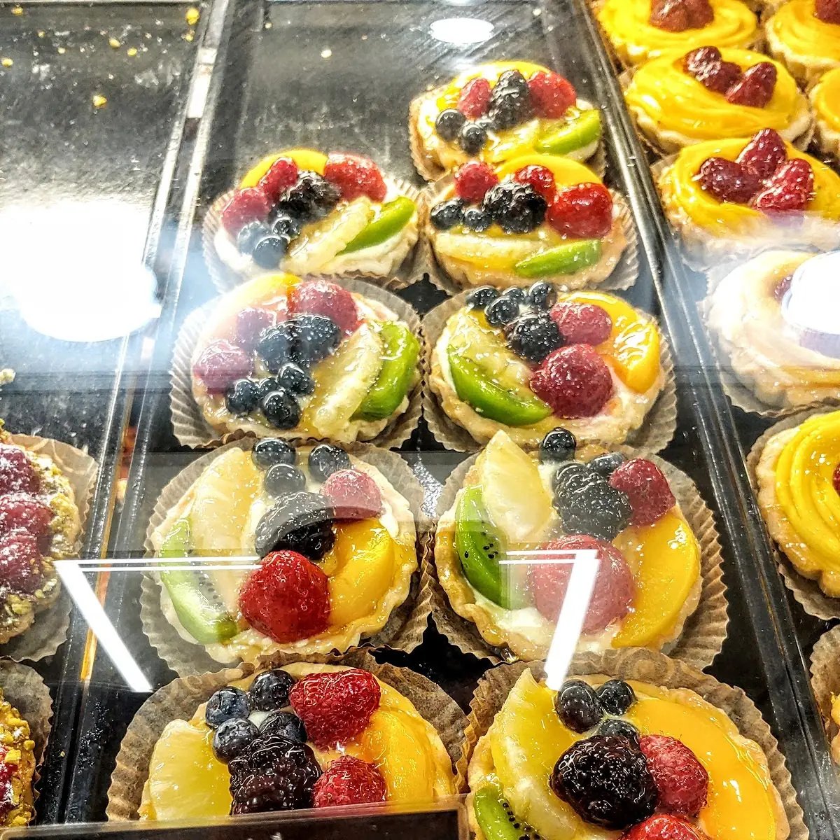 Mango Raspbery Fruit Tart