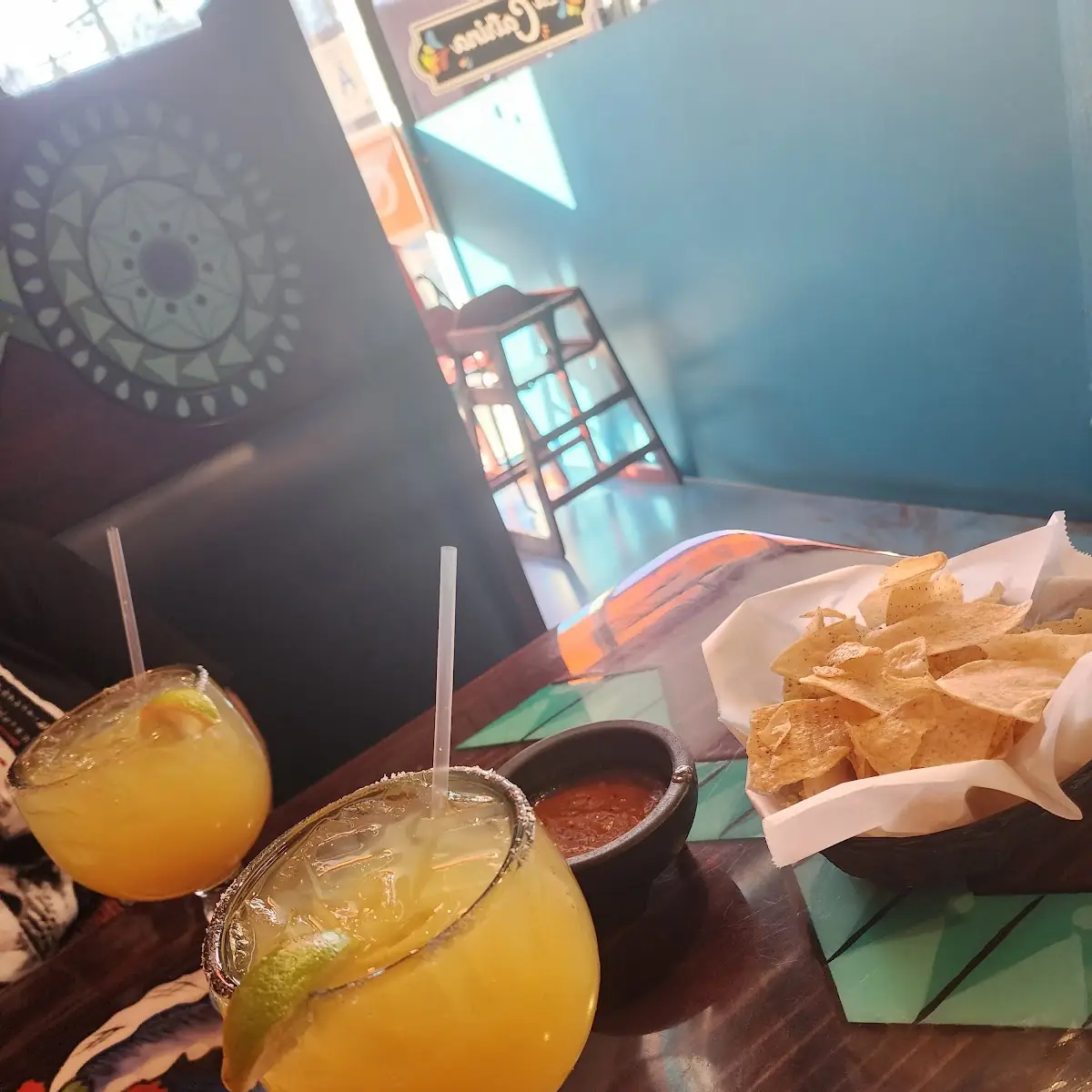 Mango Margarita & Chips and Salsa