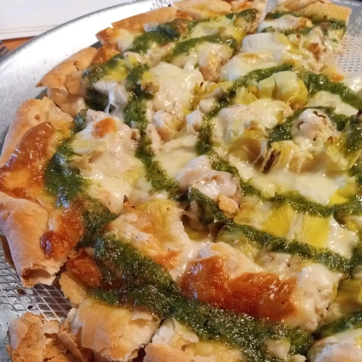 Chicken Pesto Pizza 16'