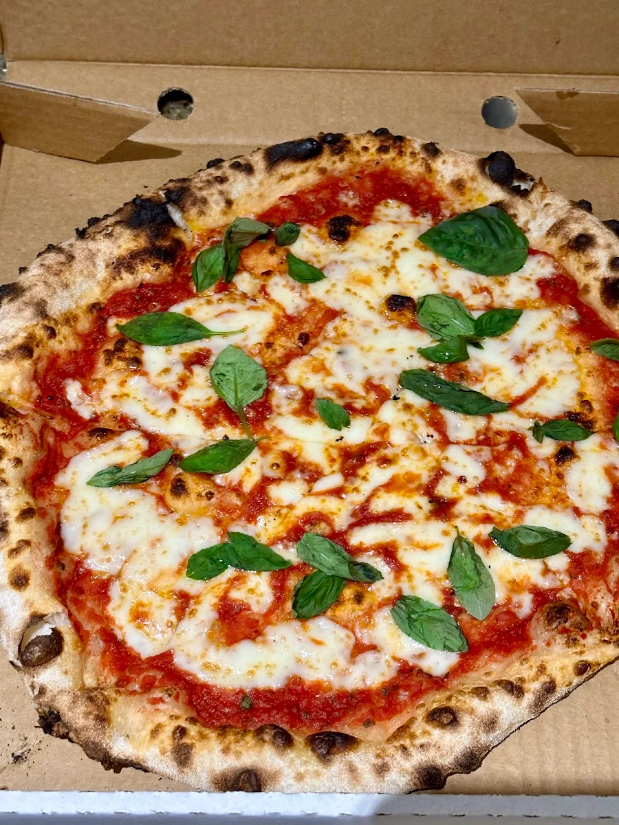 Margarita Pizza, Bay 101