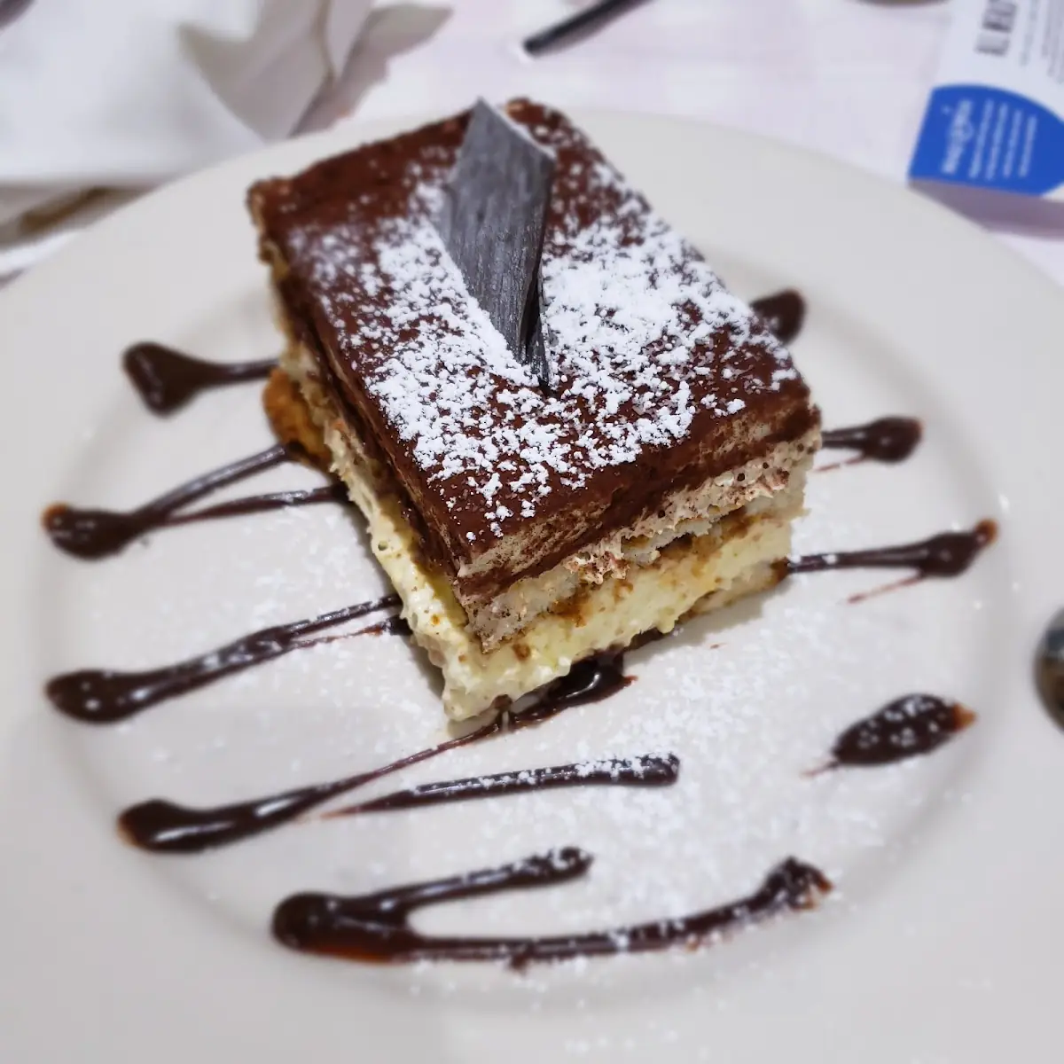 Tiramisu Cake