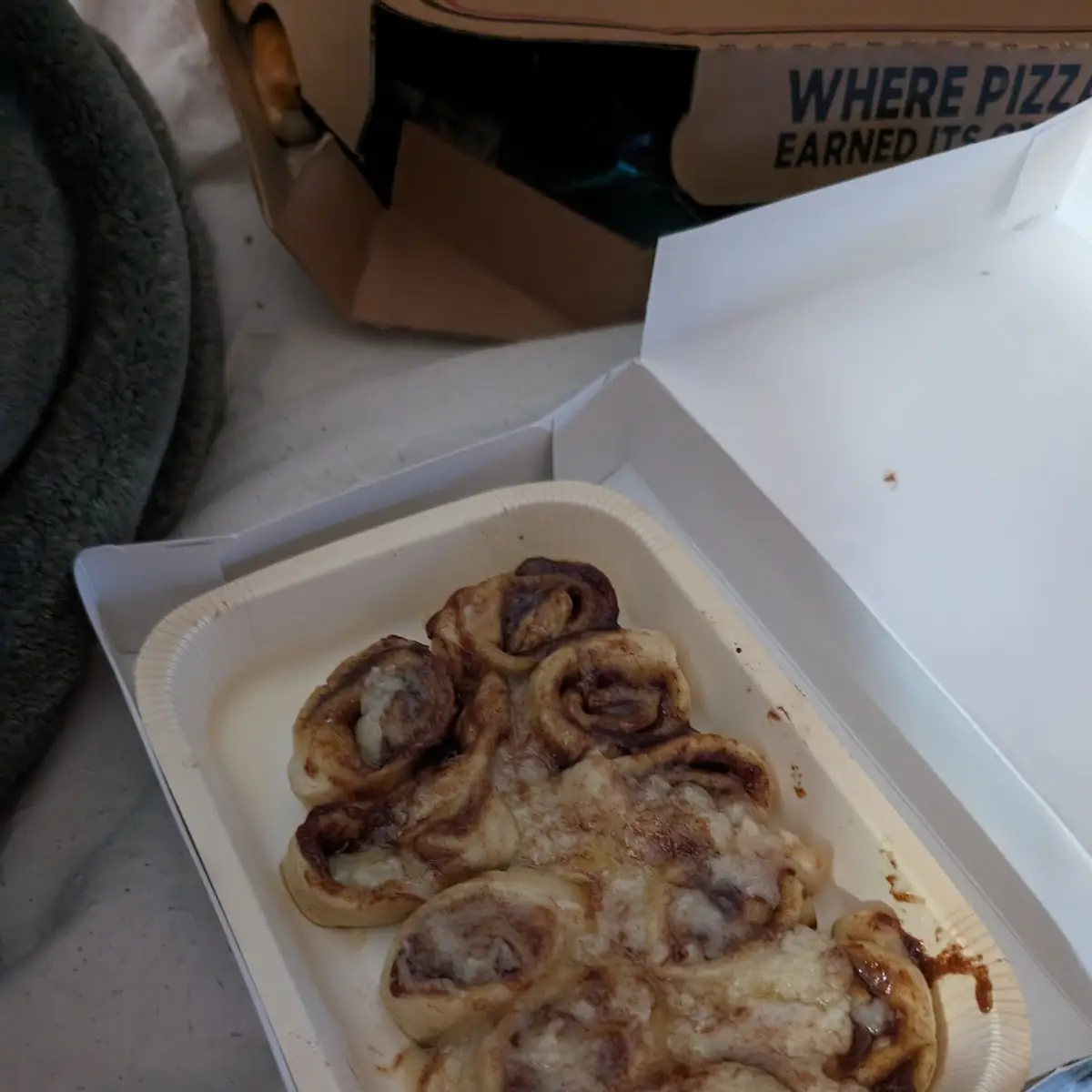 Cinnabon Mini Rolls