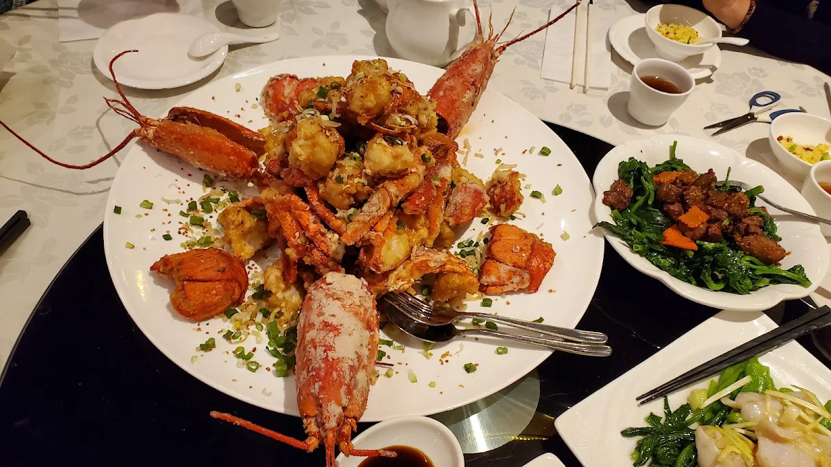 Hong Kong Style Lobster, 漁港灣 Lobster Harbour