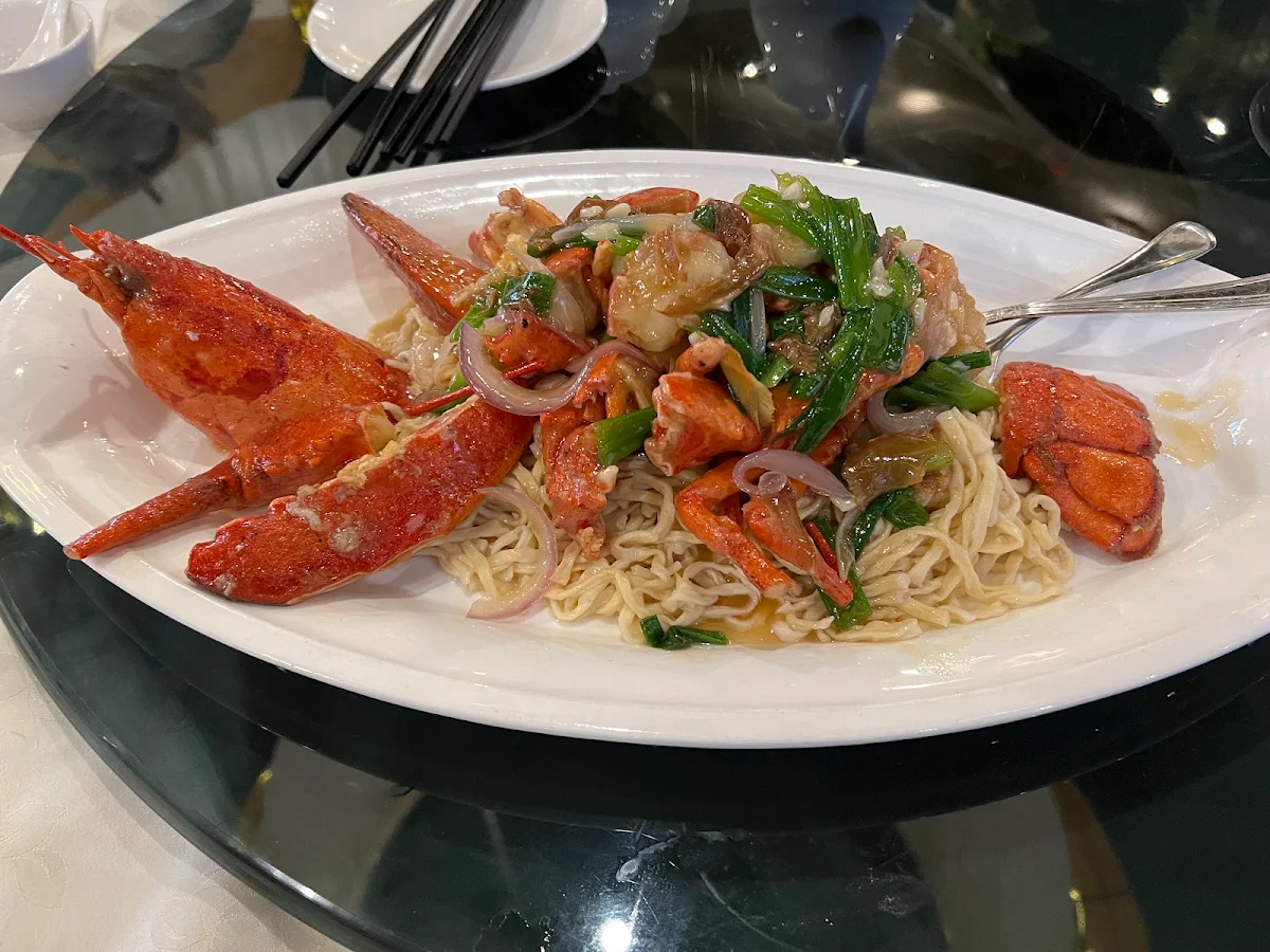 Lobster Efu Noodles, 漁港灣 Lobster Harbour