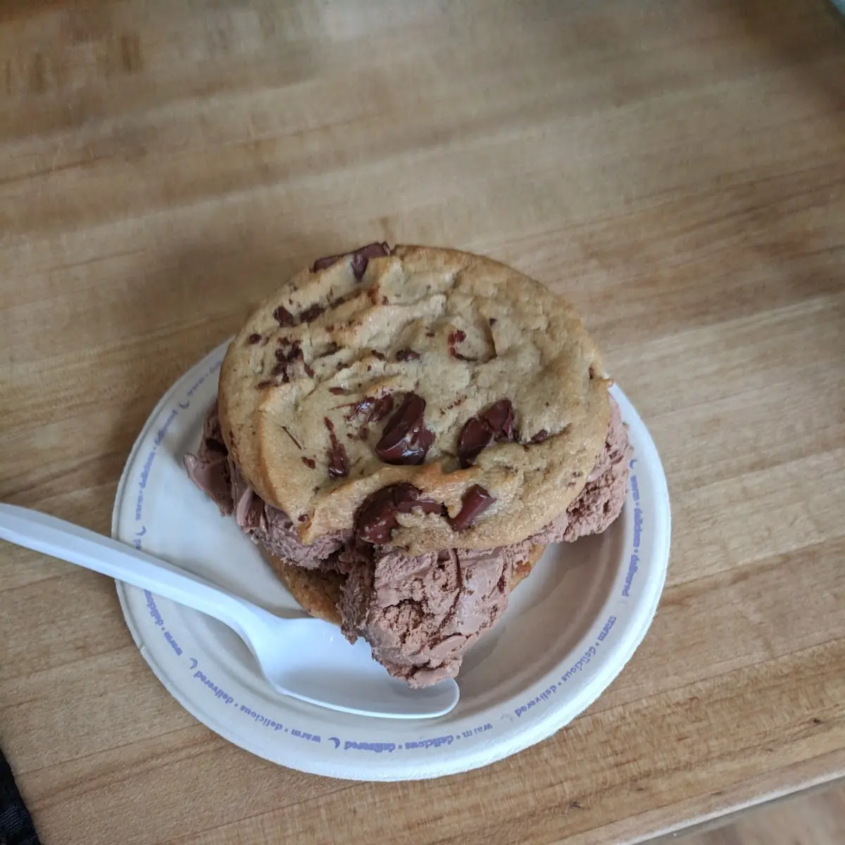 Insomnia Chocolate Cookie Butter