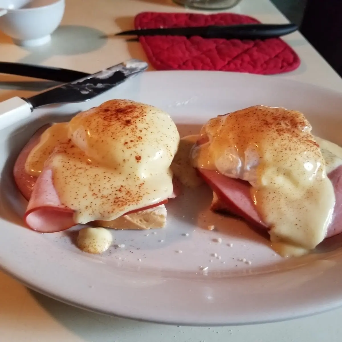 Eggs Benedict