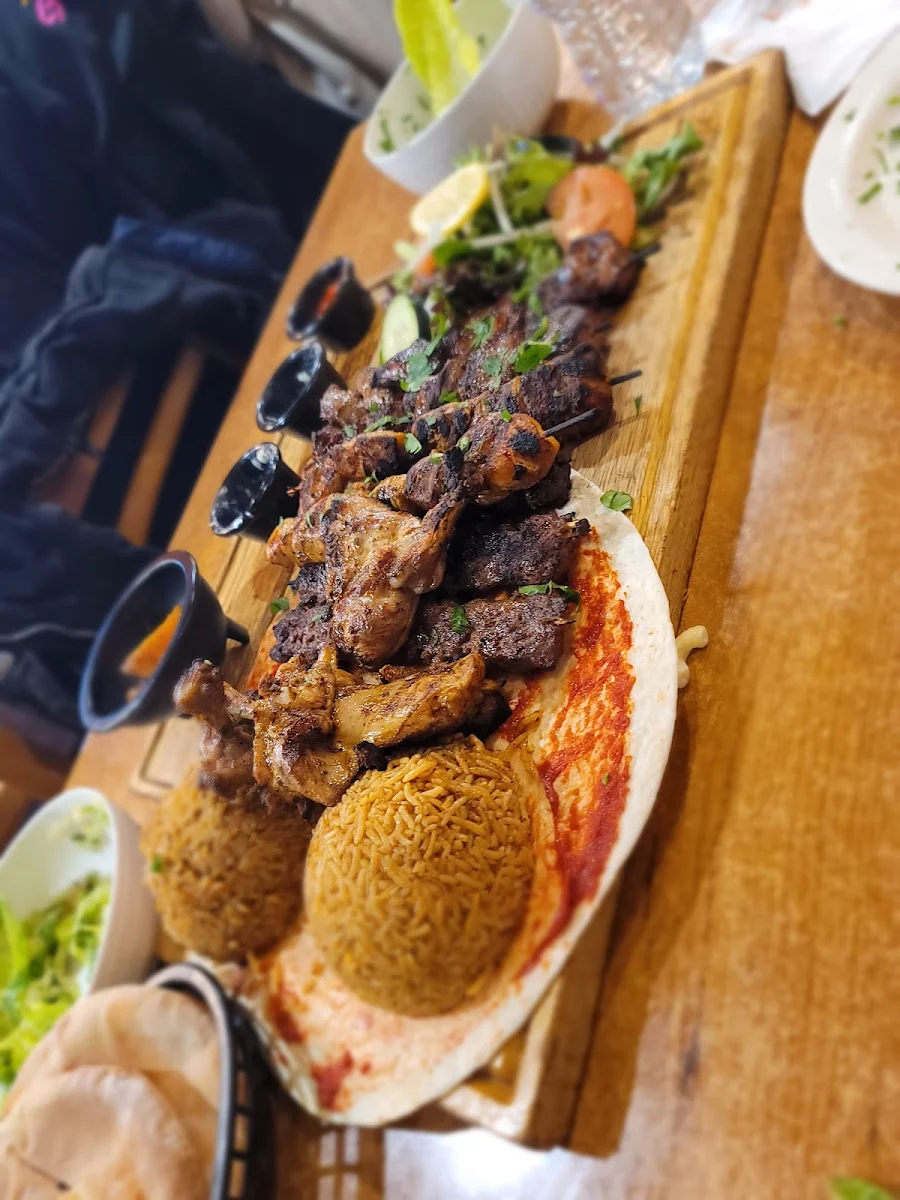 Kanoon Smoked Chicken Platter