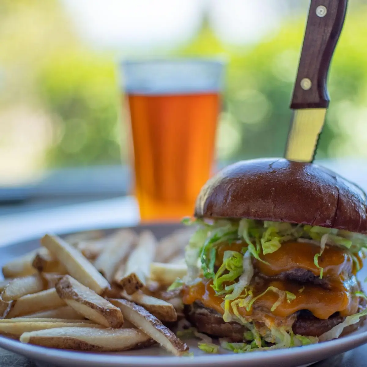 Larsmont Burger