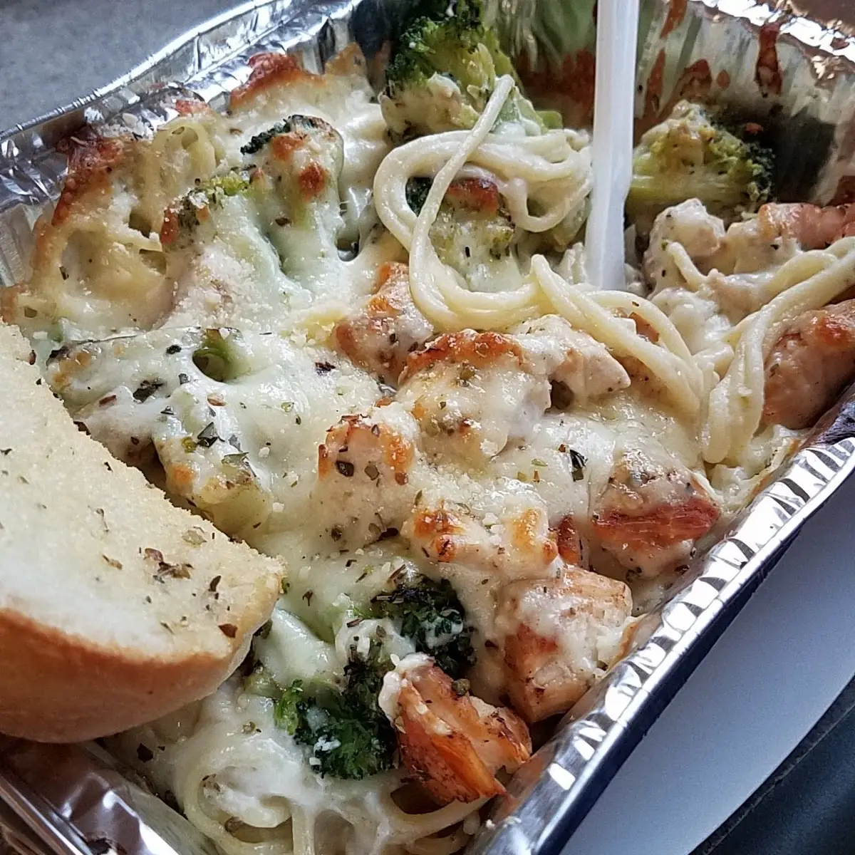 Chicken and Broccoli Alfredo