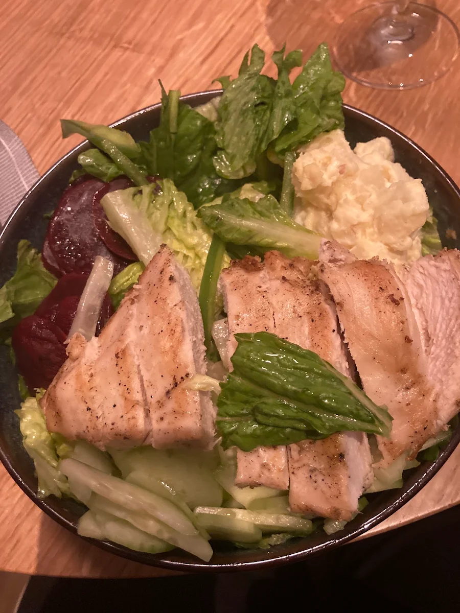 Greek Salad with Chicken