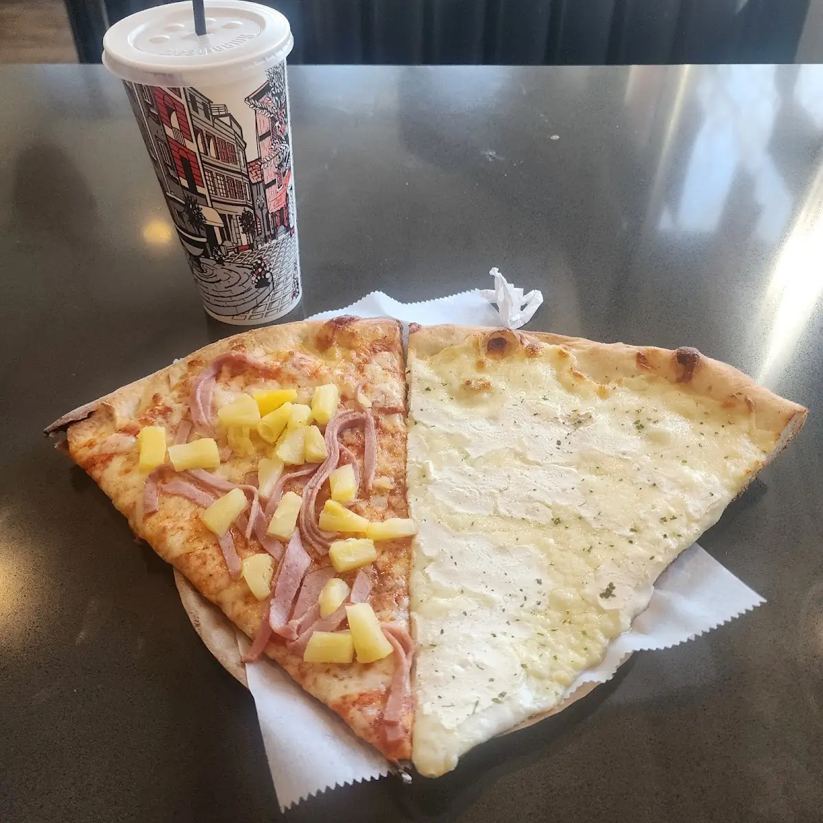 Hawaiian Pizza and White Pizza
