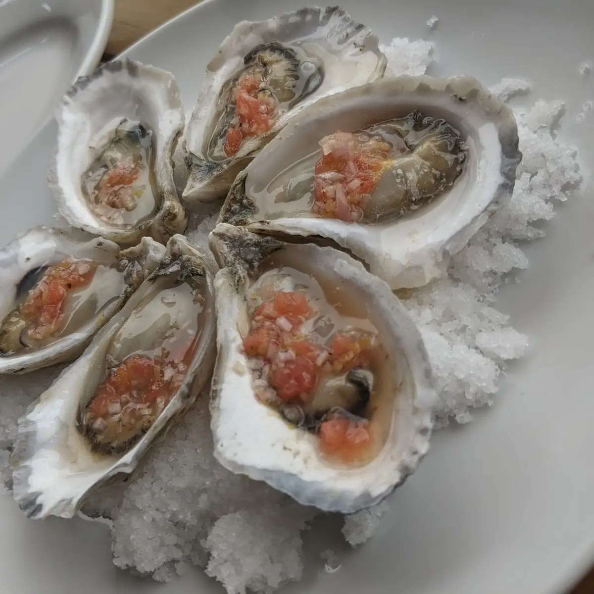 Fresh Oysters with Mignonette